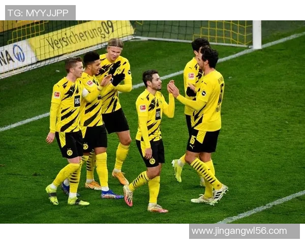 西甲激战波尔图与多特蒙德平局红牌事件引发全场热议与战术分析